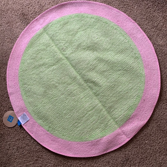 Pottery Barn Spot on Bath Mat - Picture 2 of 5